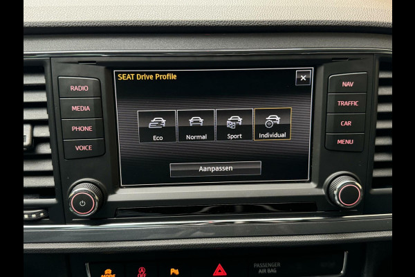 Seat León ST 1.4 EcoTSI FR H6 | Navigatie | CarPlay | Camera | DAB | Getint glas | LED | Parkeersensoren voor en achter | Seat Sound audio |