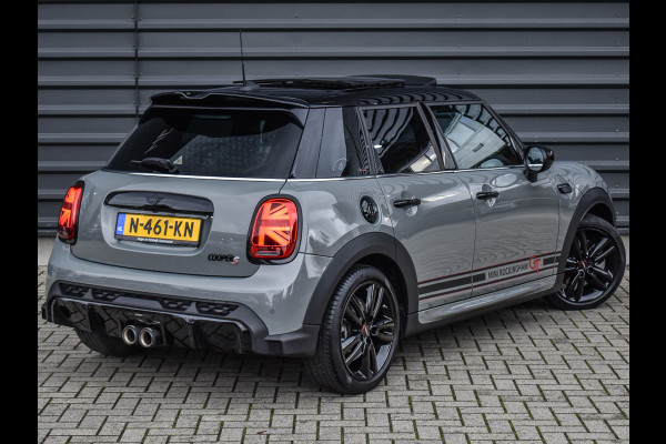 MINI Mini 2.0 Cooper S ROCKINGHAM GT EDITION | JCW PACK | NAP | NL-AUTO | AMBIANCE INTERIEUR | PANORAMADAK | CAMERA | ACTIVE CRUISE