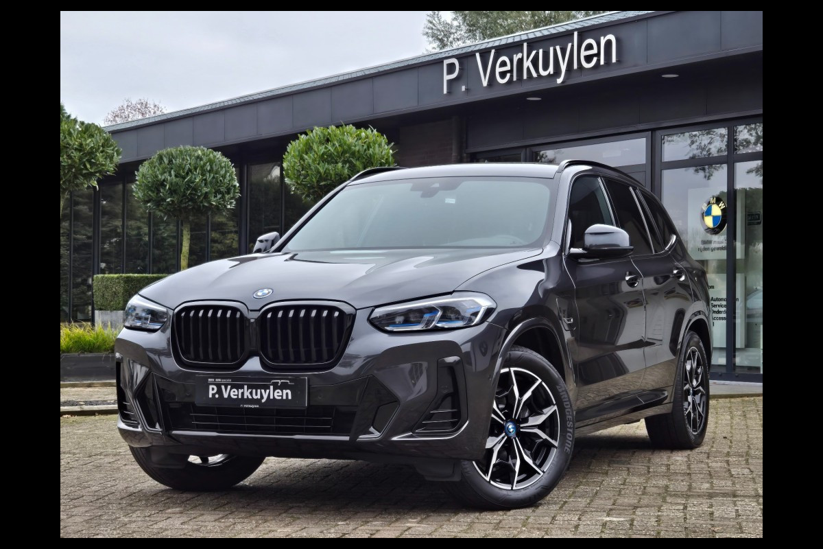 BMW X3 XDRIVE30E M SPORT I LASER I HEAD UP I TREKHAAK WEGKLAPBAAR I