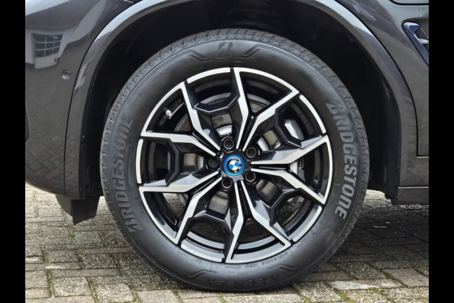 BMW X3 XDRIVE30E M SPORT I LASER I HEAD UP I TREKHAAK WEGKLAPBAAR I