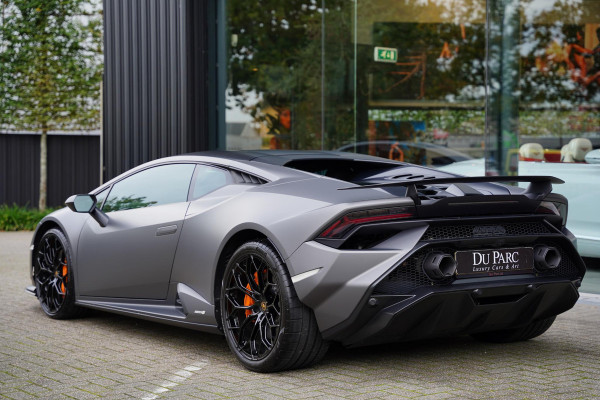 Lamborghini Huracan 5.2 V10 Tecnica NL-Auto /Lift /Camera /Carplay