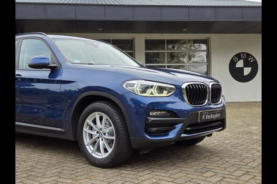 BMW X3 XDRIVE20I EX. ED. I LEDER I NAVI PROFF I STOELVERWARMING I TREKH