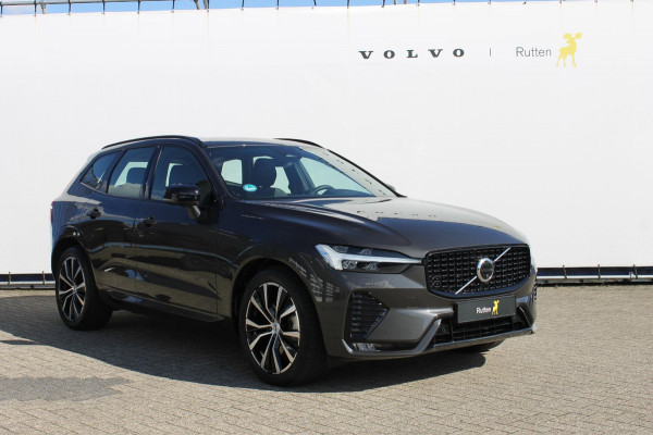 Volvo XC60 B5 250pk Automaat Ultimate Dark Google infotainment incl navigatie , Panoramisch schuif-kanteldak , Semi elektrisch wegklapbare trekhaak , Achteruitrij camera , Luchtvering , 360 graden parkeercamera , Bowers&Wilkins Audio installatie