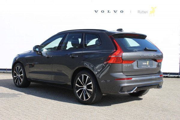 Volvo XC60 B5 250pk Automaat Ultimate Dark Google infotainment incl navigatie , Panoramisch schuif-kanteldak , Semi elektrisch wegklapbare trekhaak , Achteruitrij camera , Luchtvering , 360 graden parkeercamera , Bowers&Wilkins Audio installatie