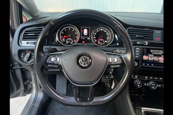 Volkswagen Golf 1.2 TSI Highline | Clima + Cruise + Navi |