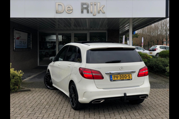 Mercedes-Benz B-Klasse 180 AMG Styling/Night Pakket | Schuifdak, Alcantara, 18'' LMV, Navi, Camera, Cruise, Sfeerverlichting | NAP