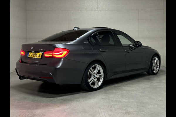 BMW 3-serie 330e M-Sport Pano Leer Navi Cruise PDC NAP