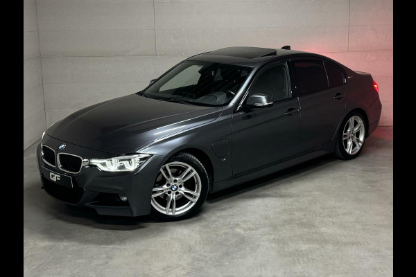 BMW 3-serie 330e M-Sport Pano Leer Navi Cruise PDC NAP