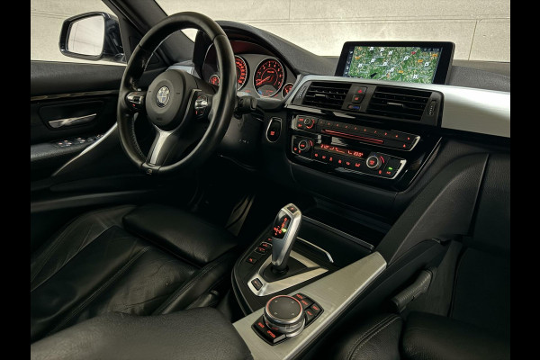 BMW 3-serie 330e M-Sport Pano Leer Navi Cruise PDC NAP