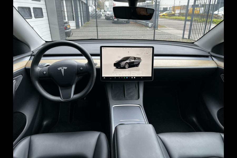 Tesla Model Y Long Range AWD 75 kWh PANORAMADAK