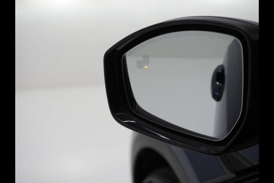 Jaguar E-Pace 1.5 P300e AWD R-Dynamic | Meridian | Adaptive Cruise | 360 | Memory | Trekhaak