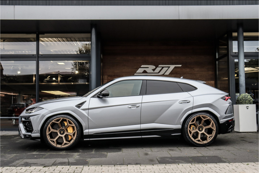 Lamborghini Urus 4.0 V8 **Carbon/Alcantara/Ceramic/B&O 3D/Gele stiksels**