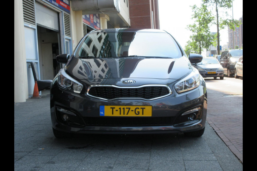 Kia cee'd 1.4 CVVT ComfortLine Airco Stoelverwarming PDC