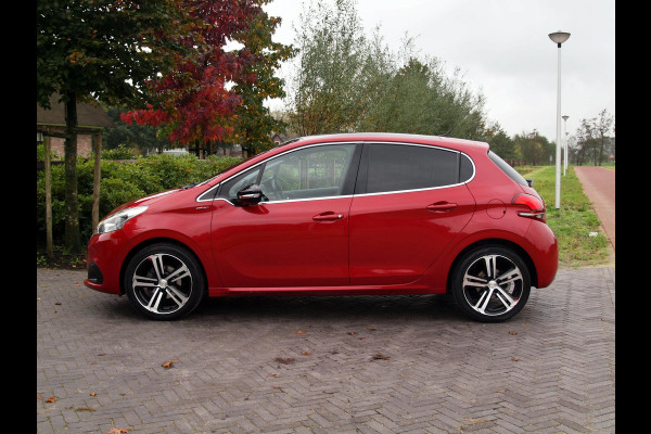 Peugeot 208 1.2 PureTech GT-line | Camera | Apple Carplay | Cruise Control | Glazen dak |