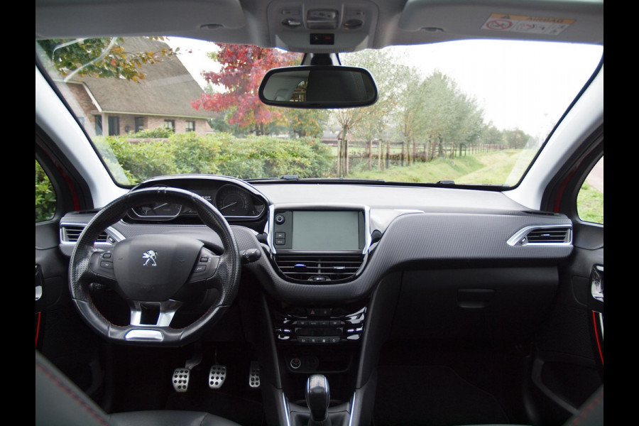 Peugeot 208 1.2 PureTech GT-line | Camera | Apple Carplay | Cruise Control | Glazen dak |