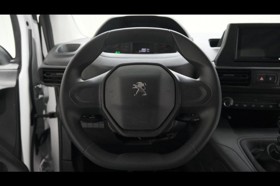 Peugeot Partner 1.5 BlueHDi 100 S&S L1 | Trekhaak | Camera | Apple Carplay | Vloerplaat