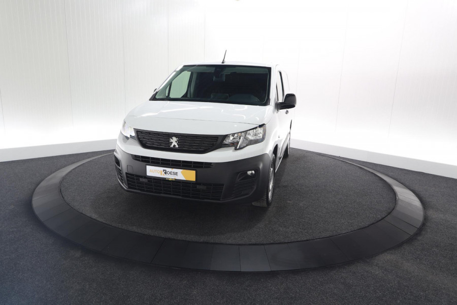 Peugeot Partner 1.5 BlueHDi 100 S&S L1 | Trekhaak | Camera | Apple Carplay | Vloerplaat