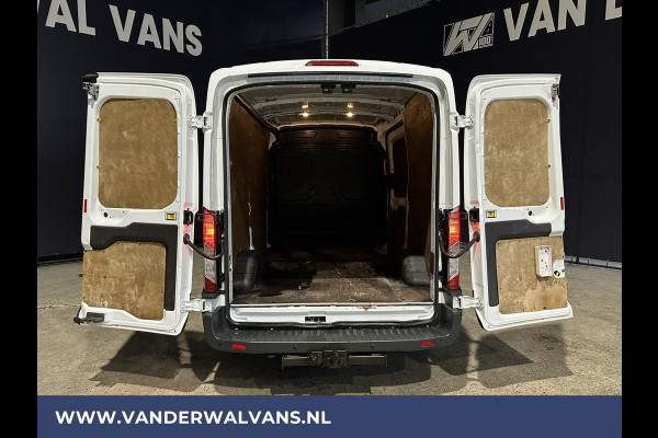 Ford Transit 2.0 TDCI 131pk L2H2 Euro6 Airco | 2800kg Trekhaak | Navigatie | Camera cruisecontrol, parkeersensoren, verwarmde voorruit, bijrijdersbank, apple carplay, android auto