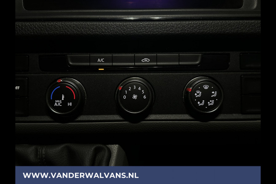 Volkswagen Crafter 2.0 TDI 140pk L3H3 L2H2 Euro6 Airco | Navigatie | Apple Carplay | 3000kg Trekhaak android auto, bijrijdersbank