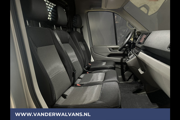 Volkswagen Crafter 2.0 TDI 140pk L3H3 L2H2 Euro6 Airco | Navigatie | Apple Carplay | 3000kg Trekhaak android auto, bijrijdersbank