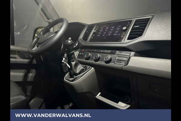 Volkswagen Crafter 2.0 TDI 140pk L3H3 L2H2 Euro6 Airco | Navigatie | Apple Carplay | 3000kg Trekhaak android auto, bijrijdersbank