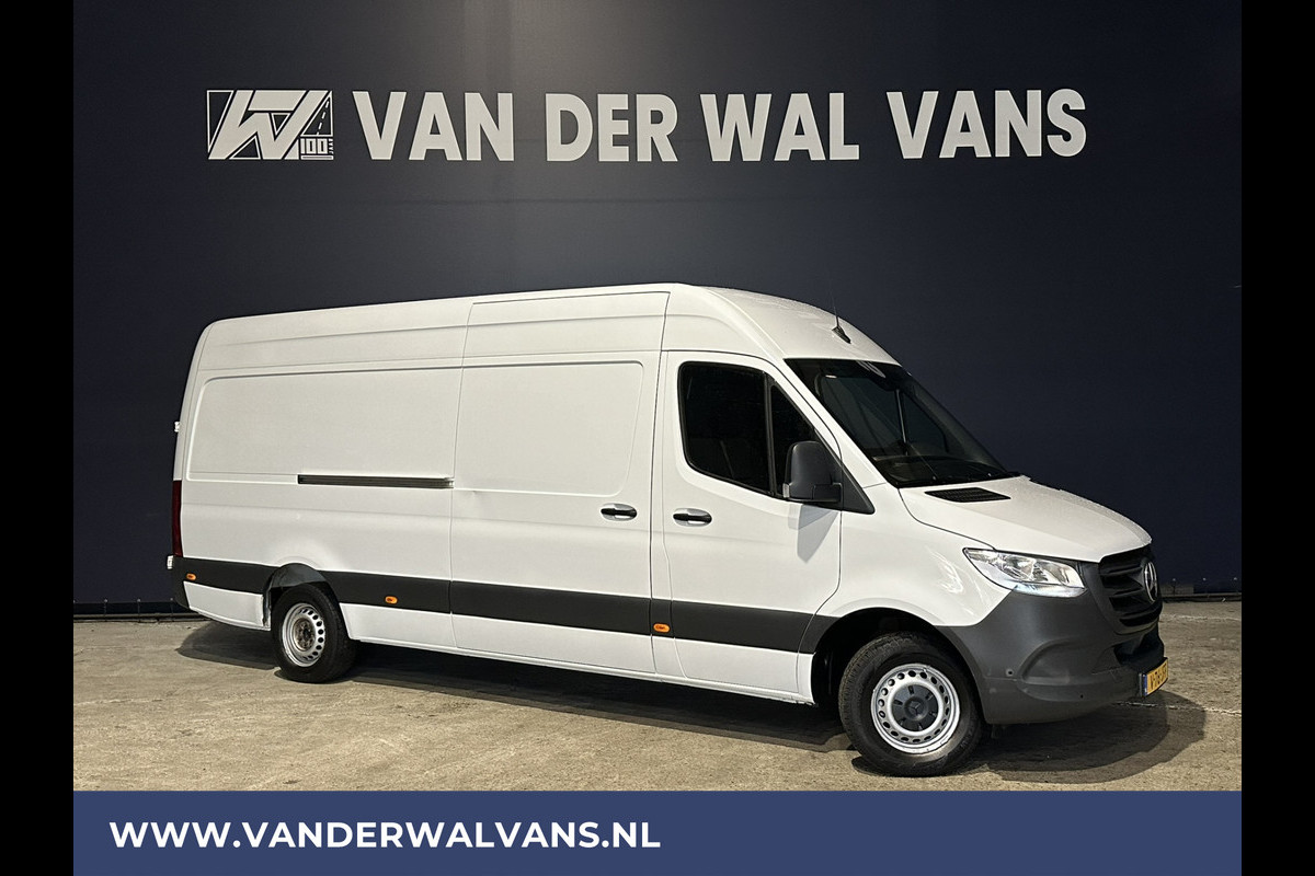 Mercedes-Benz Sprinter 315 CDI 150pk L3H2 Euro6 Airco | Camera | Apple Carplay | Android Auto Parkeersensoren, Bijrijdersbank