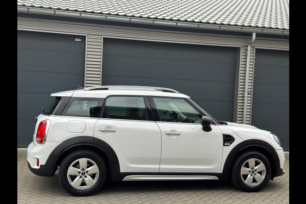 MINI Countryman 1.5 SALT, airco, navigatie, cruisecontrol,dakrails