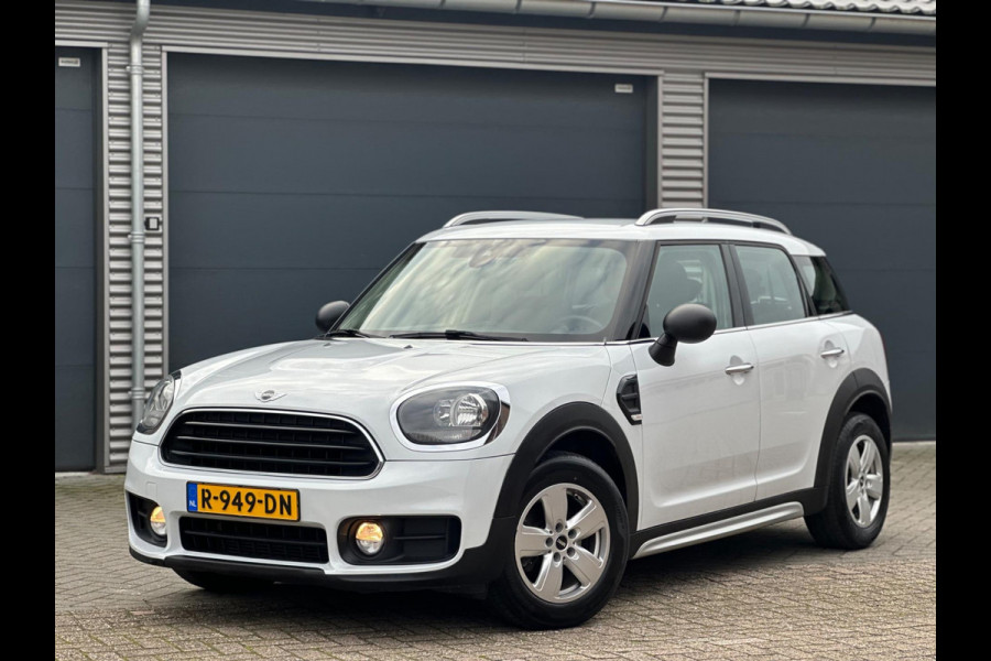 MINI Countryman 1.5 SALT, airco, navigatie, cruisecontrol,dakrails