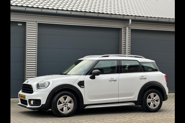 MINI Countryman 1.5 SALT, airco, navigatie, cruisecontrol,dakrails