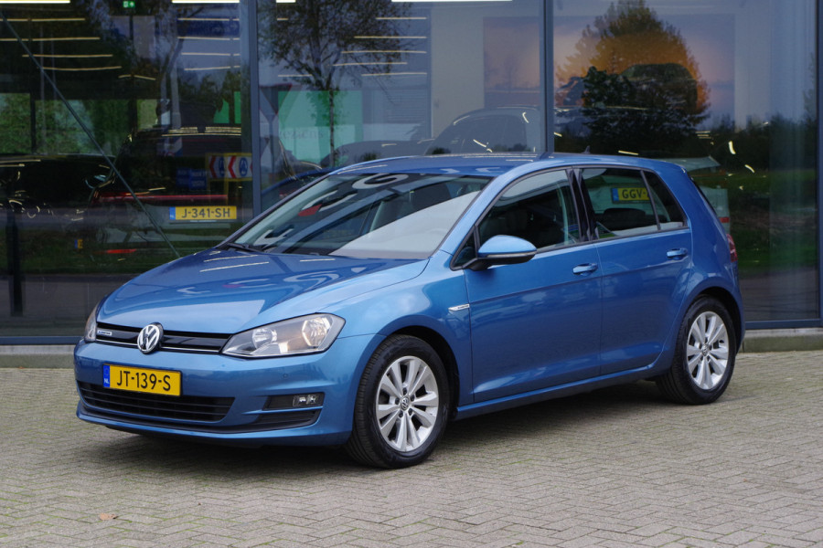 Volkswagen Golf 1.0 TSI 115 PK Connected Series, Camera, Apple-Carplay, DAB, Afn. Trekhaak, Climate Control