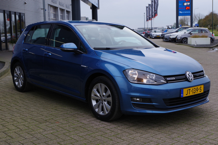 Volkswagen Golf 1.0 TSI 115 PK Connected Series, Camera, Apple-Carplay, DAB, Afn. Trekhaak, Climate Control