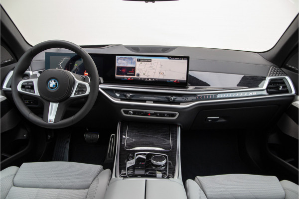 BMW X5 xDrive50e M-Sport Pro, Pano, Innovation, Head-Up, Harman-Kardon, Nieuw