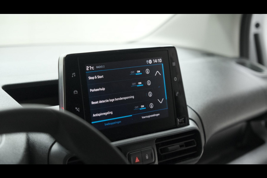Peugeot Partner 1.5 BlueHDi 100 S&S L1 | Trekhaak | Camera | Apple Carplay | Vloerplaat | Parkeersensoren