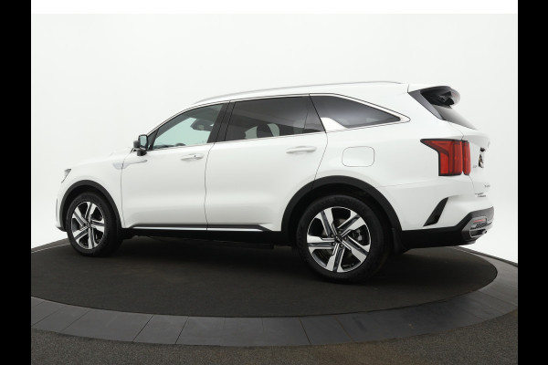 Kia Sorento 1.6 T-GDI PHEV Plug-in 4WD DynamicPlusLine 7-Persoons - Adaptief Cruise Control - Climate Control - Stoelverwarming - LM-Velgen 19" - Lederen Bekleding - Fabrieksgarantie tot 04-2029