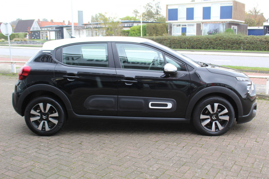 Citroën C3 1.2-110pk PureTech 'Feel Pack'. Fijne comfortabele wagen ! Airco, cruise cntrl, metallic lak, LM wielen, navigatie, parkeersensoren achter etc.