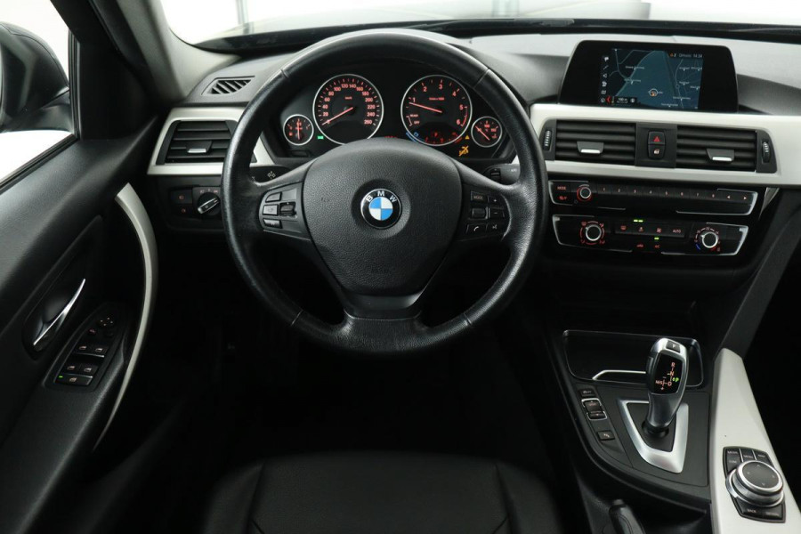 BMW 3-serie 316d | Automaat | Leder | PDC | Full LED | Navigatie | Climate control | Bluetooth | Cruise control