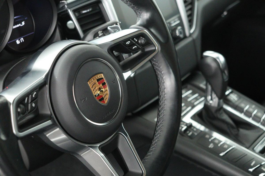 Porsche Macan 3.0 D S | 1e eigenaar | Leder | Luchtvering | 360 Camera | Xenon | Comfortstoelen | Navigatie | Bluetooth