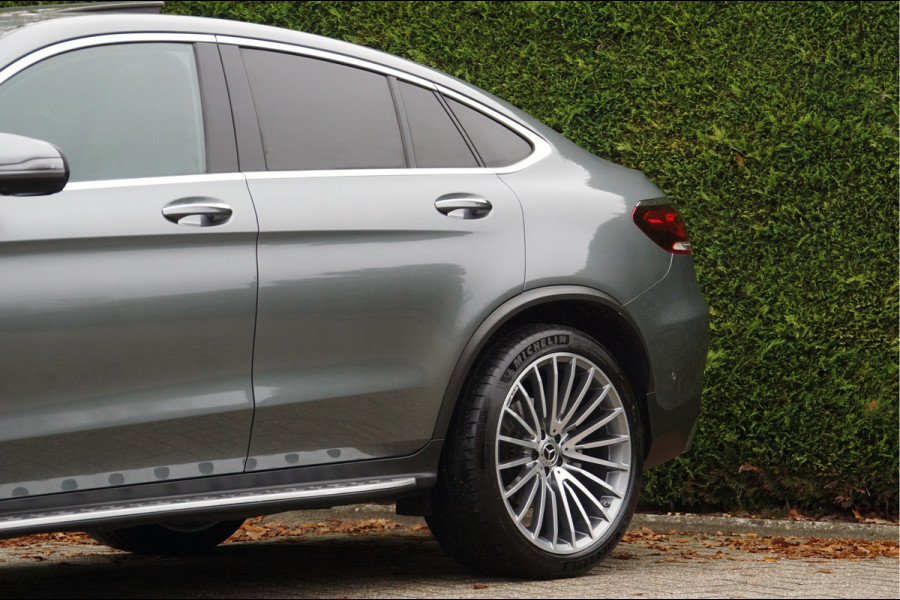 Mercedes-Benz GLC Coupé GLC 300 4M Coupé AMG Line | Schuifdak Distronic Dodehoek Keyless