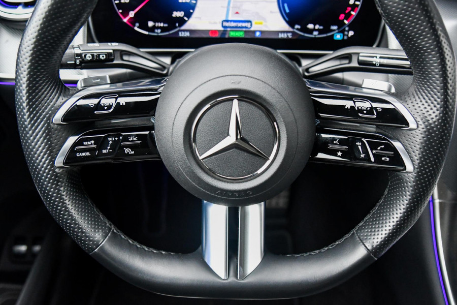 Mercedes-Benz GLC 300e 4MATIC AMG Night. Pano, Digital, Memory, ACC, 360, Keyless, 21'' Trekhaak, Dodeh, CarPlay, Sfeer!