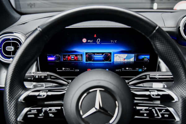 Mercedes-Benz GLC 300e 4MATIC AMG Night. Pano, Digital, Memory, ACC, 360, Keyless, 21'' Trekhaak, Dodeh, CarPlay, Sfeer!