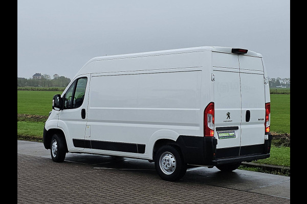 Peugeot Boxer 330 2.2 BlueHDi 140 L2H2 airco, navi, camera, pdc, 127 dkm.