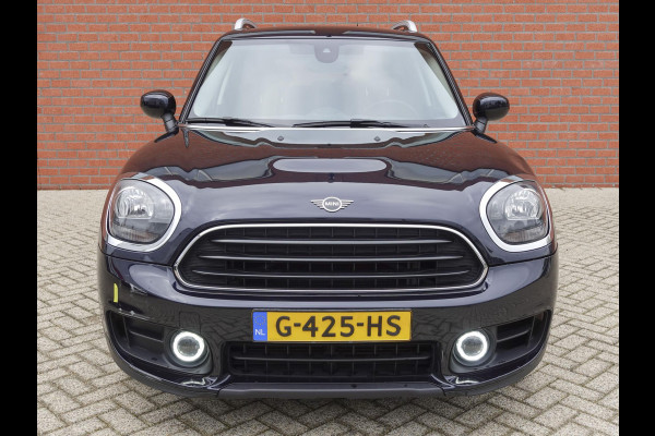 MINI Countryman 1.5 One Pepper Navigatie Parkeersensoren achter Cruise Control Airco 17” Lichtmetalen Velgen Dakrails