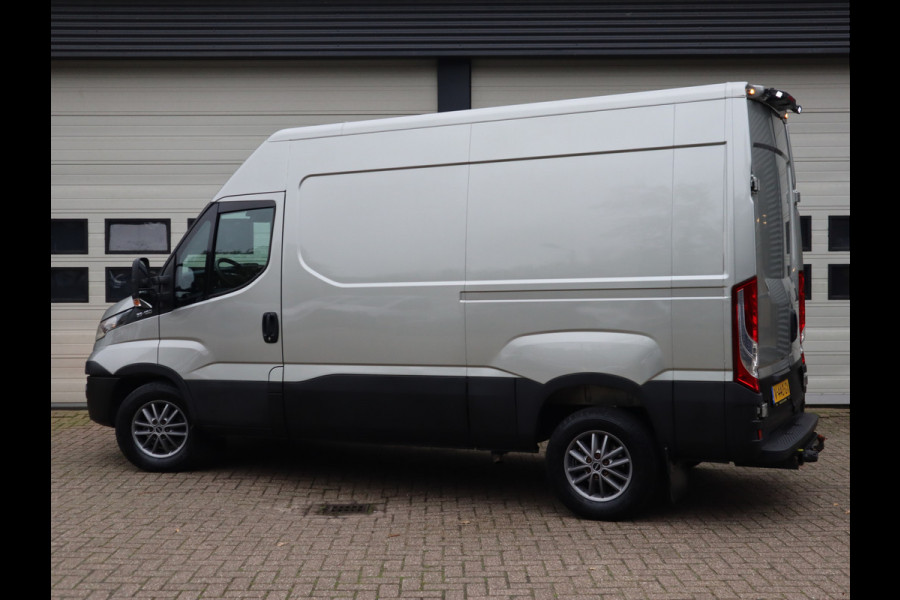 Iveco Daily 35S16 Hi-Matic L2H2 - Camera - Cruise - Trekhaak