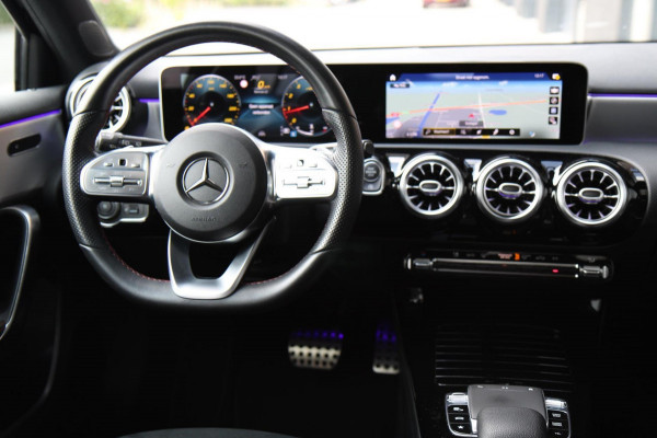 Mercedes-Benz A-Klasse 200 AMG /PANO/SFEERV/CARPLAY