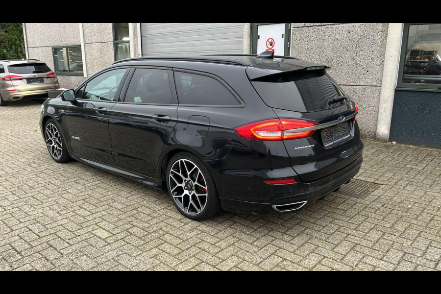 Ford Mondeo 2.0 IVCT HEV ST-Line 187pk | Adaptieve Cruise | BLIS | 19 inch Licht metaal | Full LED | Half leder/Alcantara | Elek. Achterklep