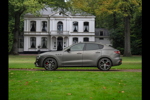 Maserati Levante 3.0 V6 AWD Vulcano | 1 of 150 | Grigio Lava | Bowers & Wilkins | Pano-dak | NL-auto