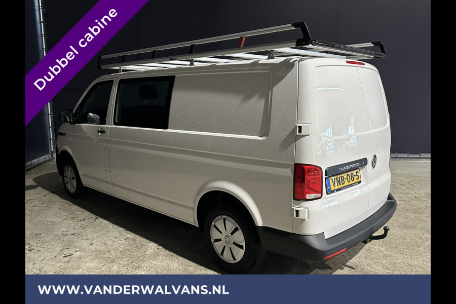 Volkswagen Transporter 2.0 TDI 150pk L2H1 Dubbele cabine Euro6 Airco | Navigatie | 2500kg Trekhaak | 5-Zits | imperiaal, cruisecontrol, apple carplay, android auto