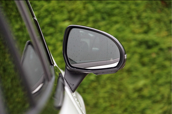 Mercedes-Benz GLC Coupé GLC 300 e 4M Coupé AMG Line | Pano Distronic Trekhaak Memory 360 Camera