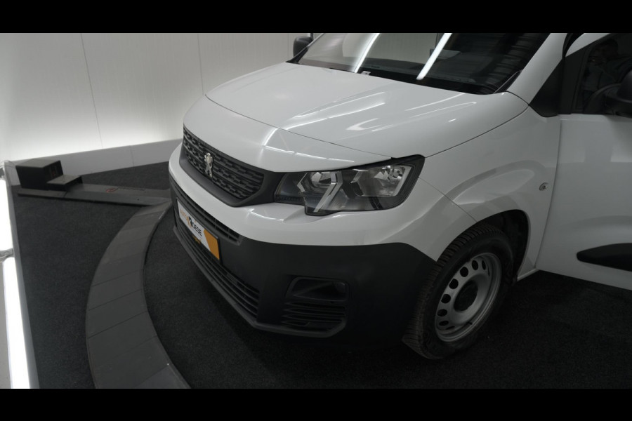 Peugeot Partner 1.5 BlueHDI Premium | Trekhaak | Achterklep | Parkeersensoren | Apple Carplay | Laadruimte Betimmering