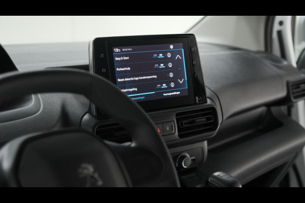 Peugeot Partner 1.5 BlueHDI Premium | Trekhaak | Achterklep | Parkeersensoren | Apple Carplay | Laadruimte Betimmering